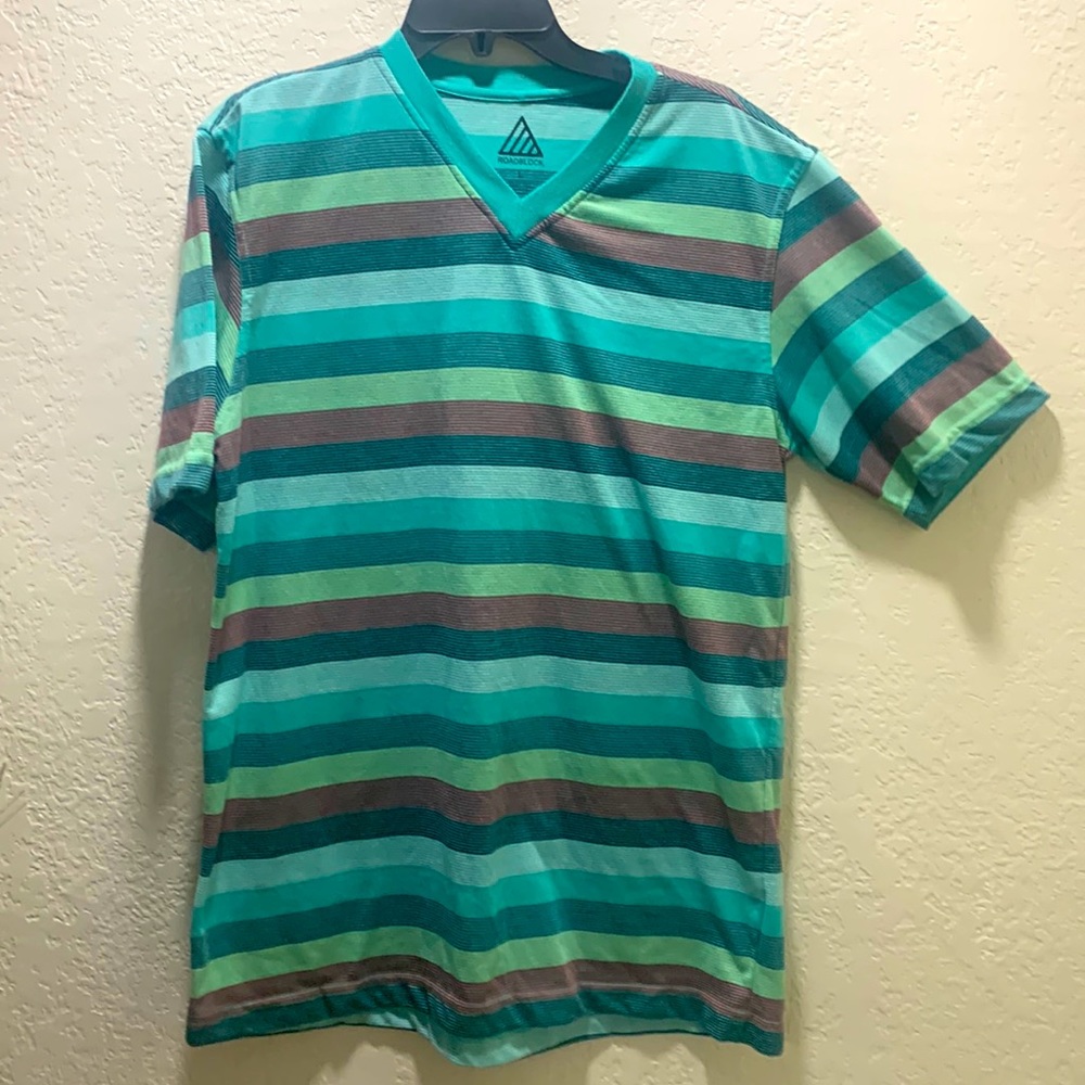 Roadblock men’s short sleeve, V-neck shirt(L)Multi Colors